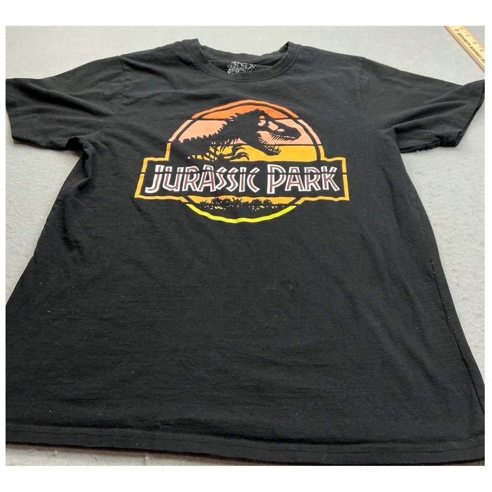 Jurassic Park Graphic T-Shirt Sunset Logo Black Cotton Men Size L Movie Tee